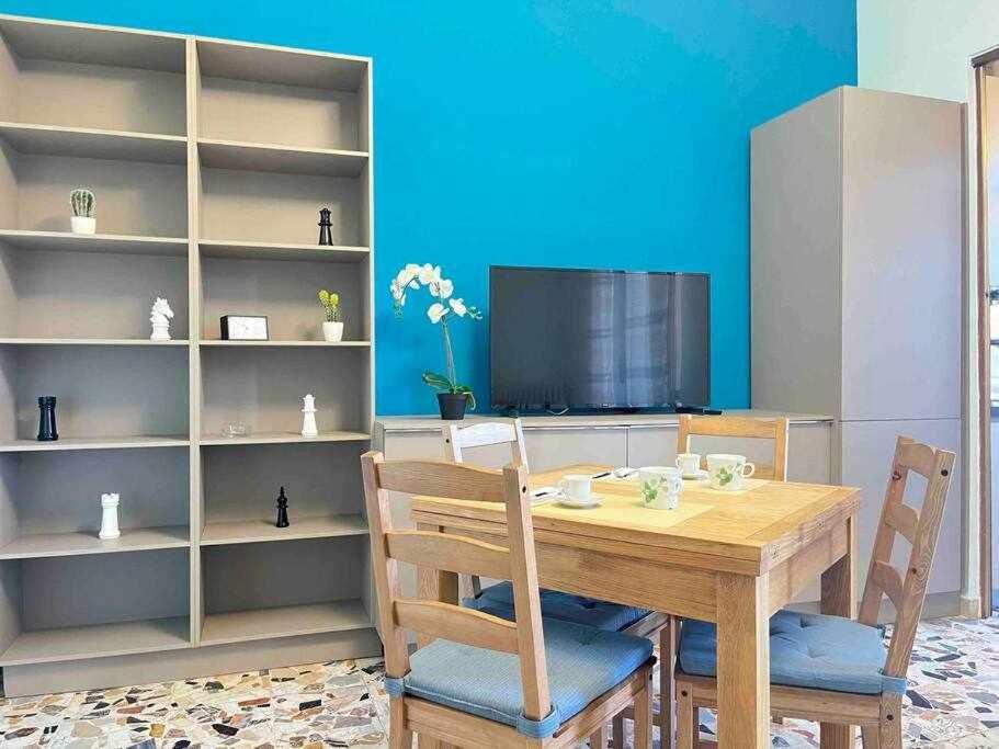 Appartamento A Pochi Passi Dalla Stazione Comodo A Coppie E Famiglie, Casa Ferrucci コッレーニョ エクステリア 写真