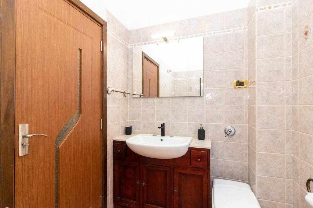 Appartamento A Pochi Passi Dalla Stazione Comodo A Coppie E Famiglie, Casa Ferrucci コッレーニョ エクステリア 写真